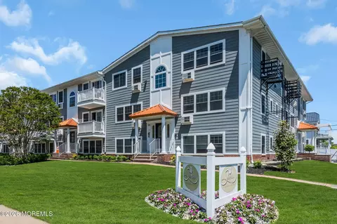 309 4th Ave #204, Asbury Park, NJ 07712
