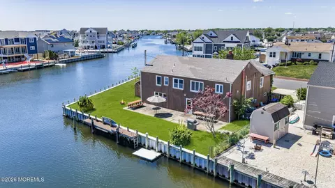 26 Culebra Ave, Toms River, NJ 08753