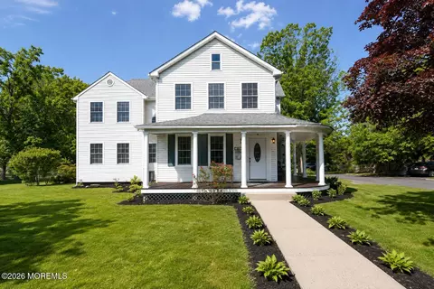 138 Church St, Belford, NJ 07718