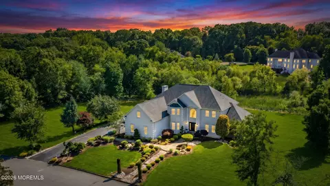 14 Diamond Hill Rd, Marlboro, NJ 07746