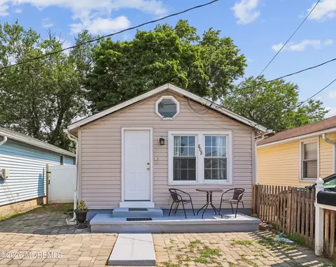808 Summerfield Ave, South Amboy, NJ 08879