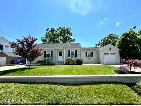 333 Lincoln Ct, Brick, NJ 08724