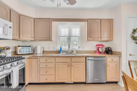 Kitchen - 67 S Baker Dr, Jackson, NJ 08527 photo 3 of 3
