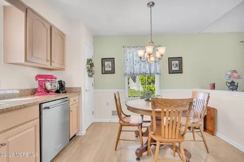 Dining - 67 S Baker Dr, Jackson, NJ 08527 photo 4 of 5