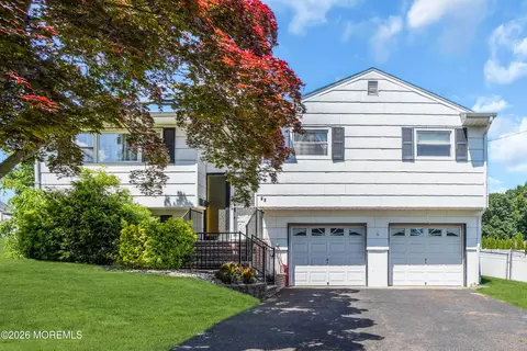 10 4th St, South River, NJ 08882
