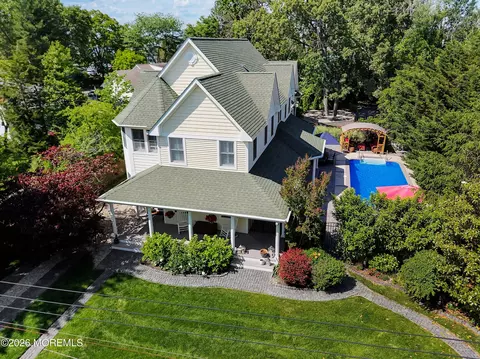 1010 Lincoln Ave, Pine Beach, NJ 08741
