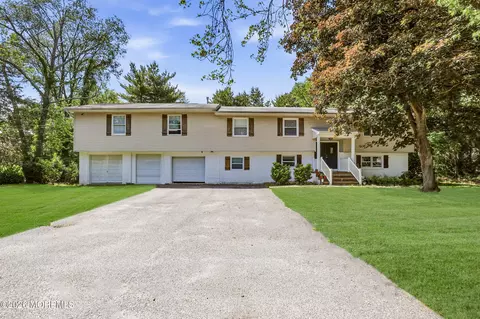 59 Sunnyside Rd, Howell, NJ 07731