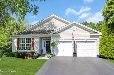 3 Augusta Dr, Little Egg Harbor, NJ 08087