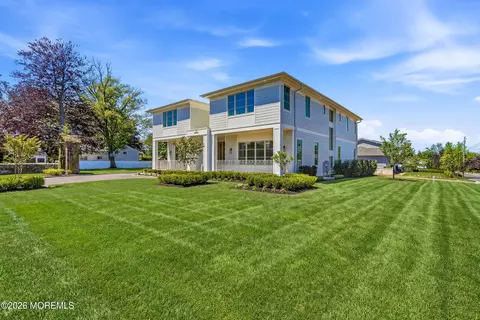 890 Red Oaks Dr, Long Branch, NJ 07740