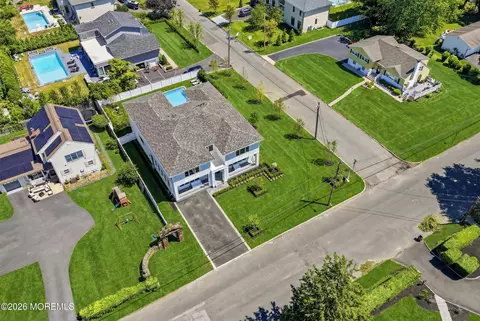 890 Red Oaks Dr, Long Branch, NJ 07740