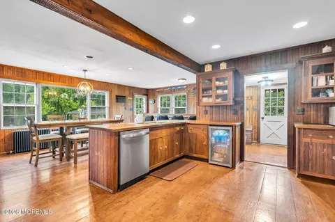 Kitchen - 6 Jones Rd, Forked River, NJ 08731 photo 3 of 5