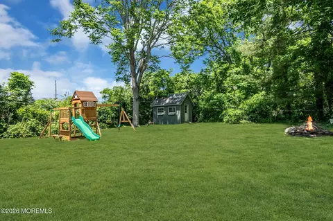 Exterior - 6 Jones Rd, Forked River, NJ 08731 photo 6 of 13