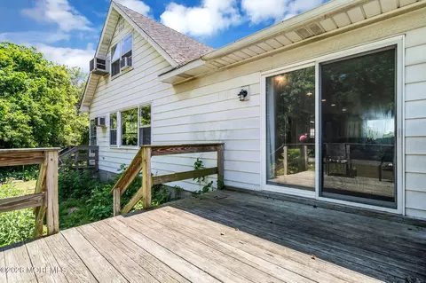 Exterior - 6 Jones Rd, Forked River, NJ 08731 photo 12 of 13