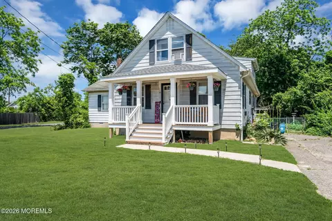 Exterior - 6 Jones Rd, Forked River, NJ 08731 photo 3 of 13