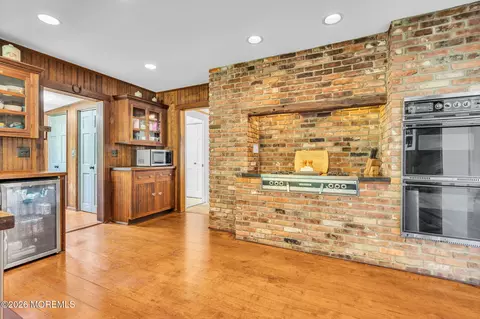Kitchen - 6 Jones Rd, Forked River, NJ 08731 photo 4 of 5