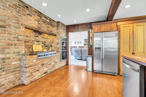 Kitchen - 6 Jones Rd, Forked River, NJ 08731 photo 5 of 5