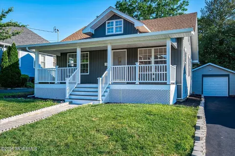 Exterior - 17 Washington Ave, Leonardo, NJ 07737 photo 2 of 4