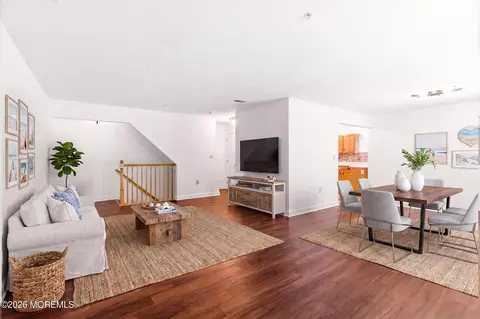 104 Schley Ave, Toms River, NJ 08755