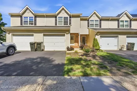 23 Lucia Ct, Aberdeen, NJ 07747