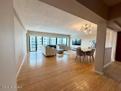 45 Ocean Ave #7L, Monmouth Beach, NJ 07750