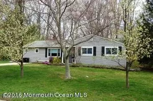 77 Poricy Ln, Red Bank, NJ 07701