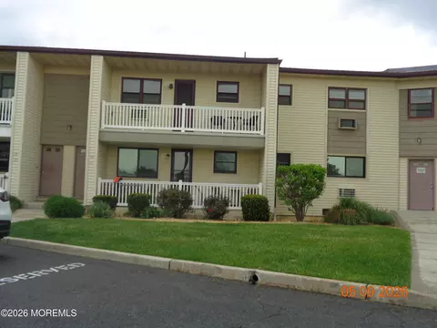 132 Wharfside Dr, Monmouth Beach, NJ 07750
