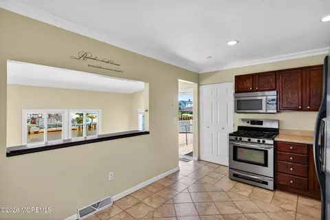 Kitchen - 404 Whyatt Ct, Forked River, NJ 08731 photo 1 of 2
