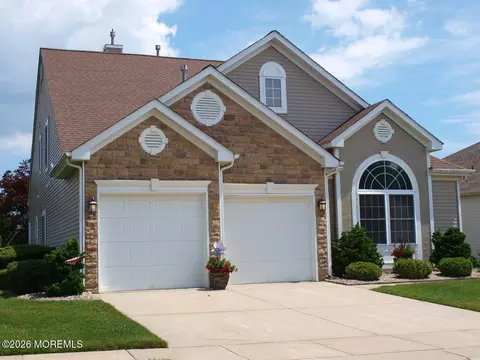 7 Sea Girt Ln, Waretown, NJ 08758