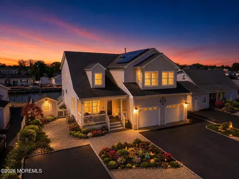 1931 Seaman Ct, Toms River, NJ 08753