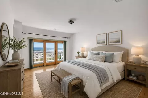 Bedroom - 174 Ocean Ave #4, Sea Bright, NJ 07760 photo 1 of 3