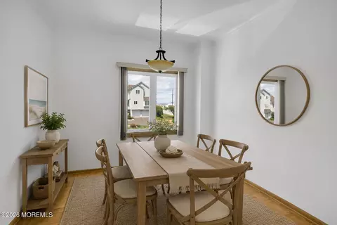 Dining - 174 Ocean Ave #4, Sea Bright, NJ 07760 photo 1 of 1