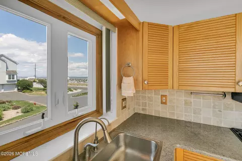 Kitchen - 174 Ocean Ave #4, Sea Bright, NJ 07760 photo 2 of 3