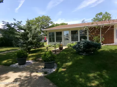 477 Dartmoor Ct # A, Lakewood, NJ 08701