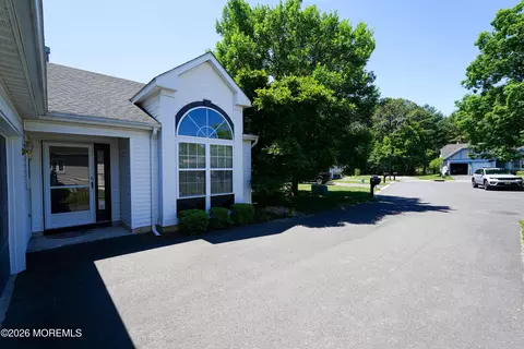 Other - 21 Tudor Ct, Jackson, NJ 08527 photo 2 of 9