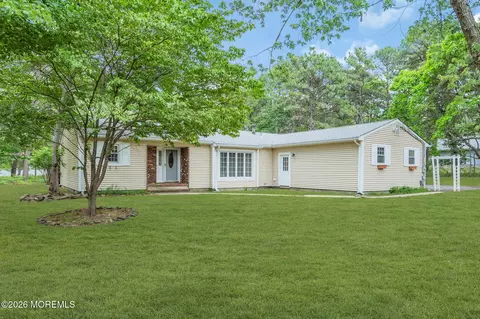 1760 Pennsylvania Ave, Whiting, NJ 08759