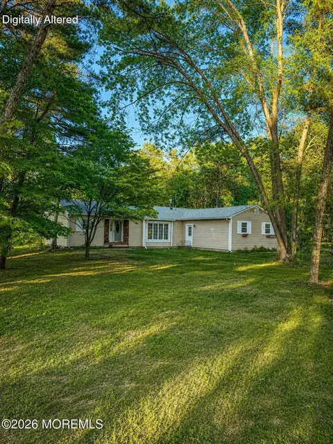 1760 Pennsylvania Ave, Whiting, NJ 08759