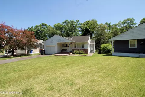 47 Coral Bell Holw Holw, Toms River, NJ 08755