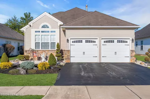 9 Ignatius Dr, Manchester, NJ 08759
