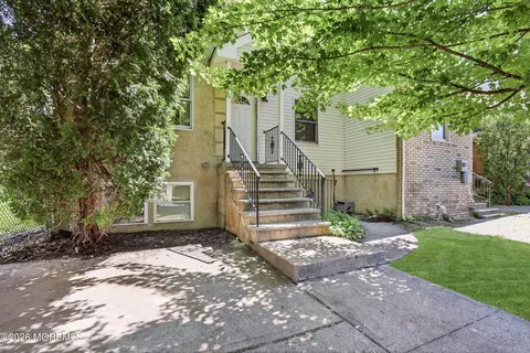 67 Whispering Pines Ln, Lakewood, NJ 08701