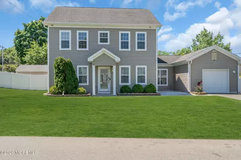 130 2nd Ave, Toms River, NJ 08757