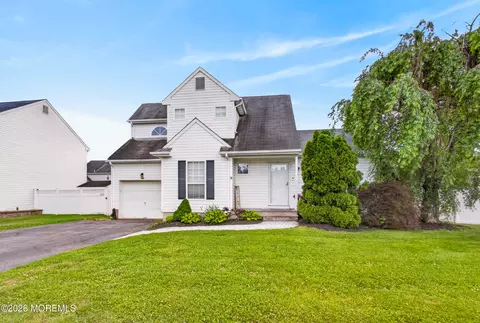6 Red Maple Dr, Brick, NJ 08724