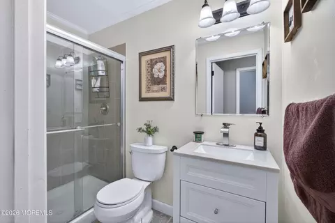 Bath - 6 Red Maple Dr, Brick, NJ 08724 photo 1 of 1