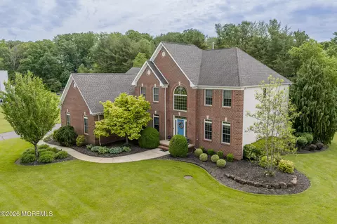Exterior - 2 Dellaira Ct, Wrightstown, NJ 08562 photo 16 of 18