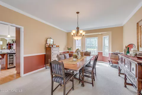 Dining - 2 Dellaira Ct, Wrightstown, NJ 08562 photo 2 of 5