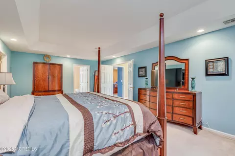 Bedroom - 2 Dellaira Ct, Wrightstown, NJ 08562 photo 3 of 10