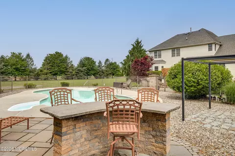 Exterior - 2 Dellaira Ct, Wrightstown, NJ 08562 photo 10 of 18