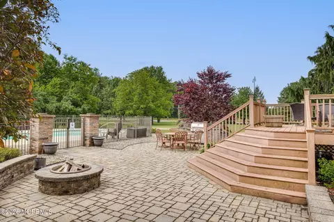 Exterior - 2 Dellaira Ct, Wrightstown, NJ 08562 photo 7 of 18
