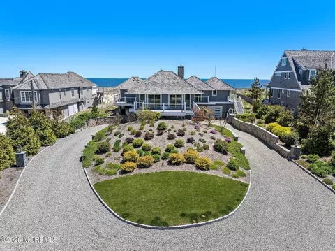 1433 Ocean Ave, Mantoloking, NJ 08738