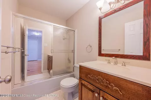Bath - 20 Bittersweet Dr, Jackson, NJ 08527 photo 1 of 1