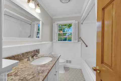 Bath - 737 Croy Rd, Brick, NJ 08724 photo 1 of 1